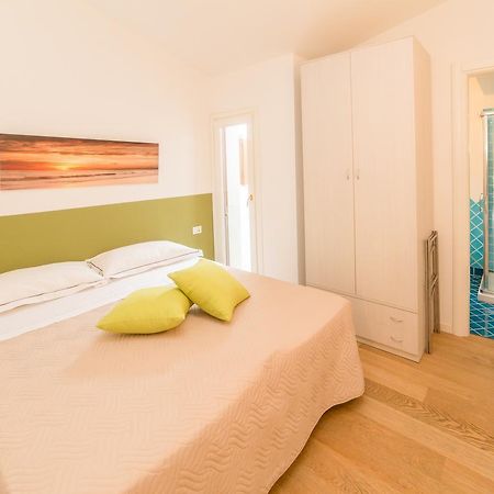 Residenze Dei Fiori Villa Porto Rotondo Luaran gambar