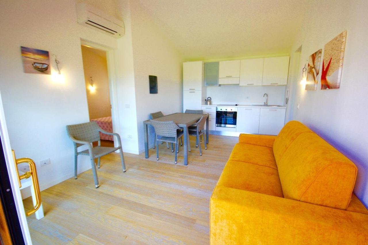 Residenze Dei Fiori Villa Porto Rotondo Bilik gambar