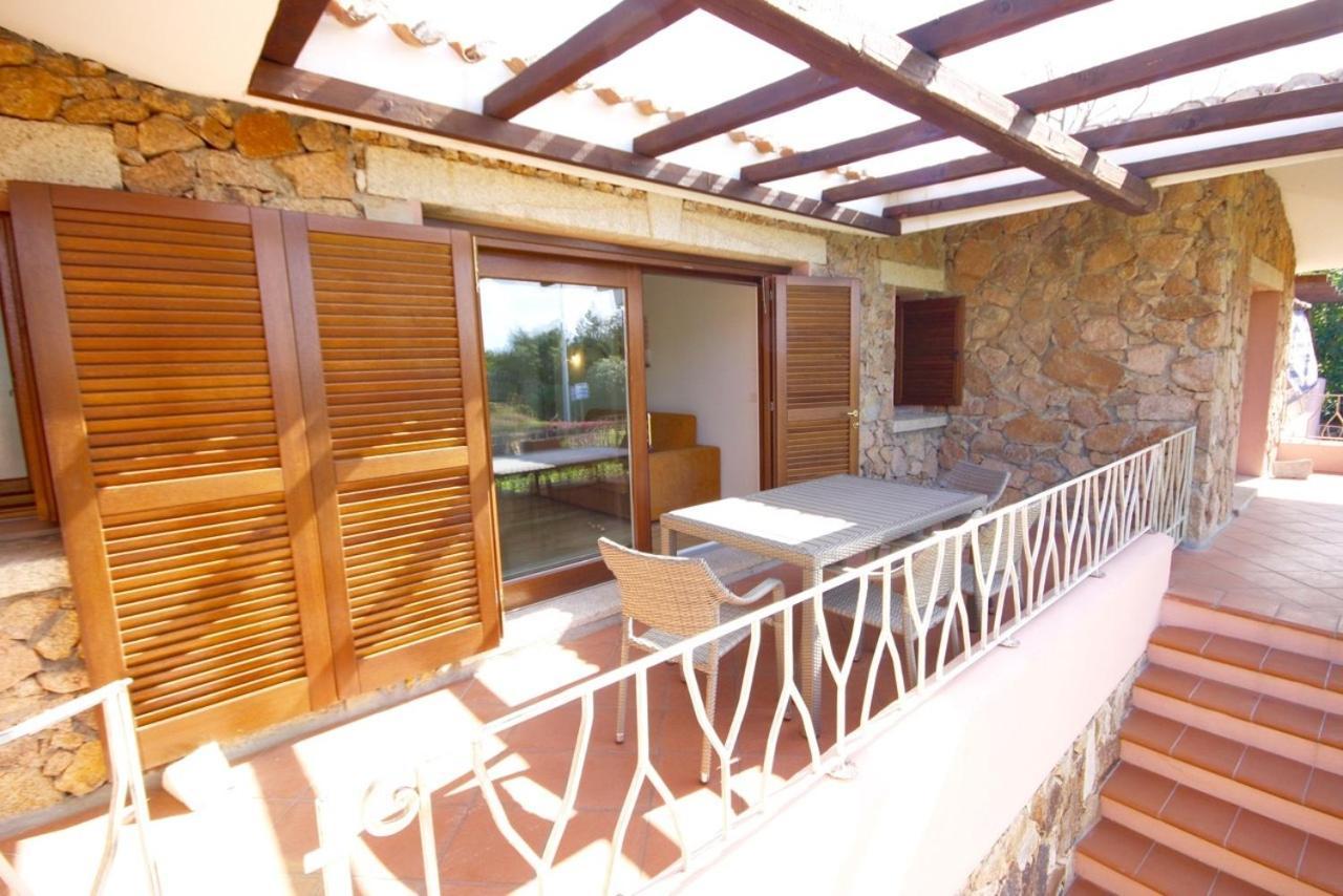 Residenze Dei Fiori Villa Porto Rotondo Bilik gambar