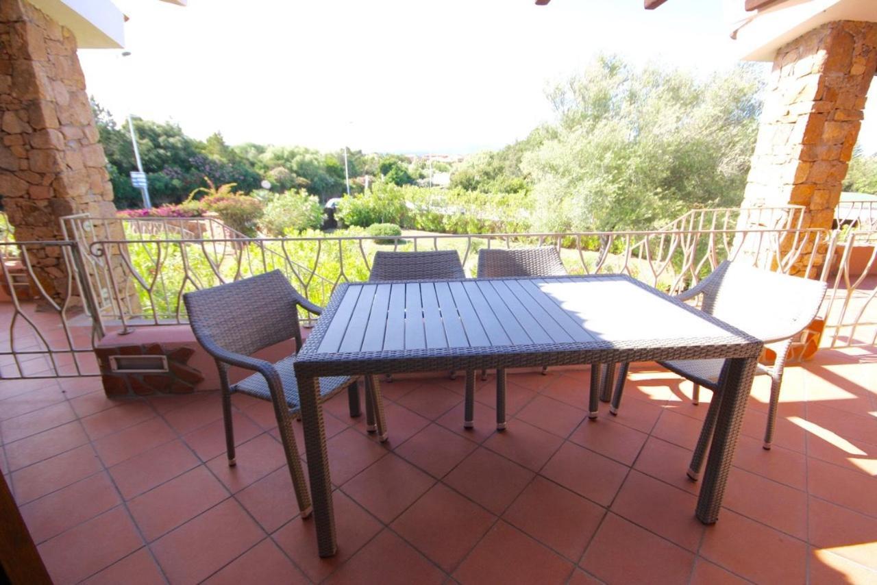 Residenze Dei Fiori Villa Porto Rotondo Bilik gambar