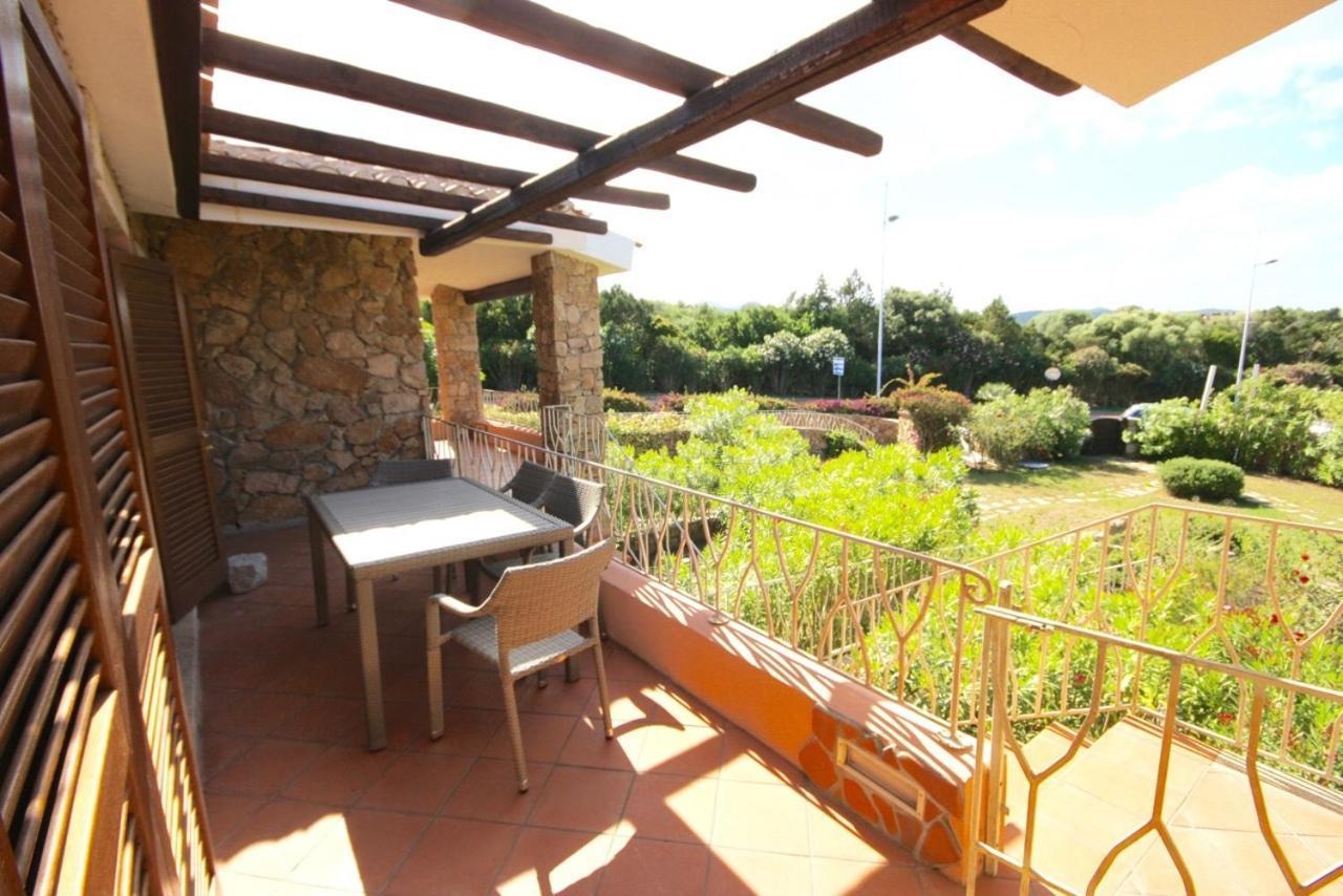 Residenze Dei Fiori Villa Porto Rotondo Bilik gambar