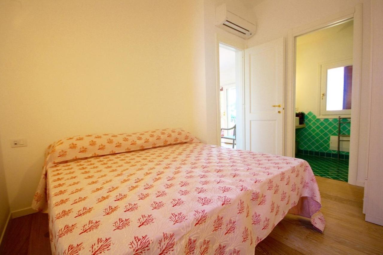 Residenze Dei Fiori Villa Porto Rotondo Bilik gambar