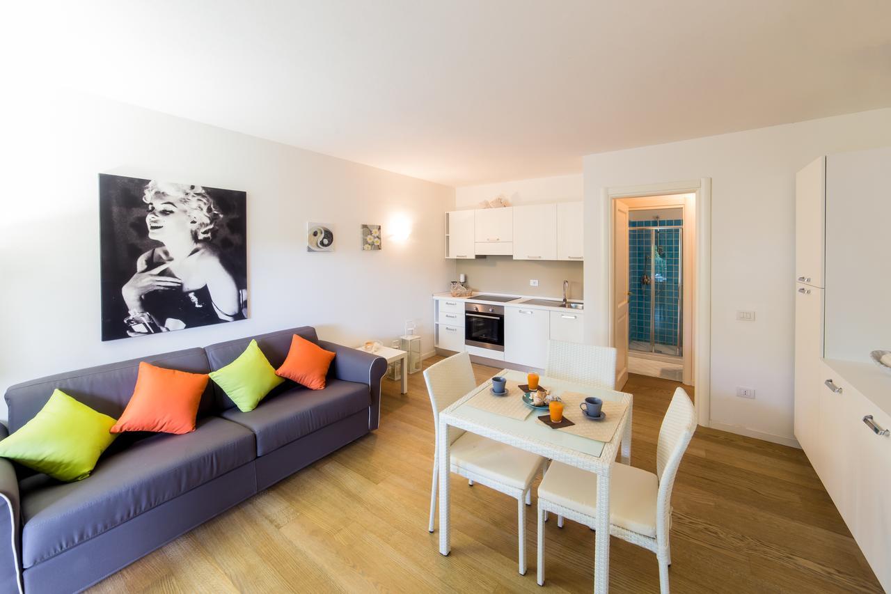 Residenze Dei Fiori Villa Porto Rotondo Luaran gambar