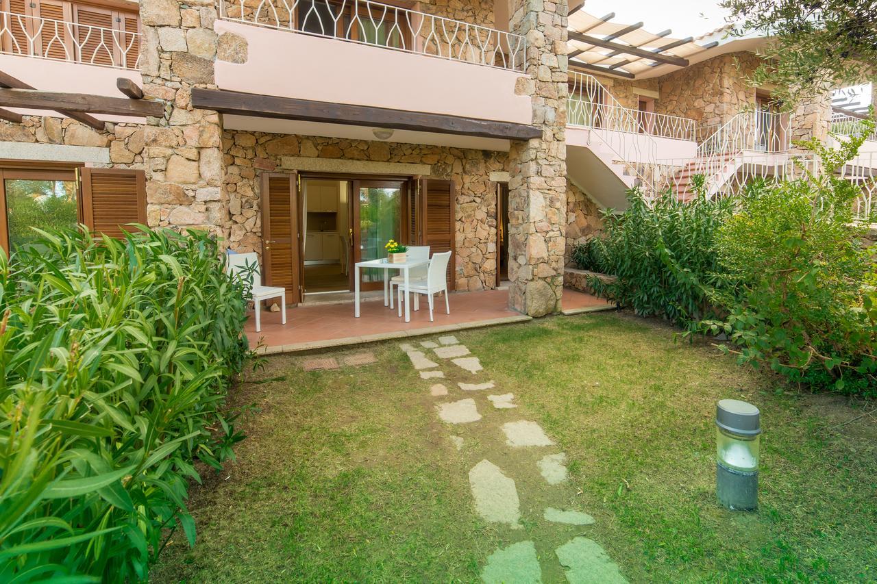 Residenze Dei Fiori Villa Porto Rotondo Luaran gambar