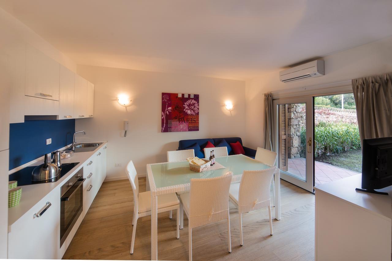 Residenze Dei Fiori Villa Porto Rotondo Luaran gambar