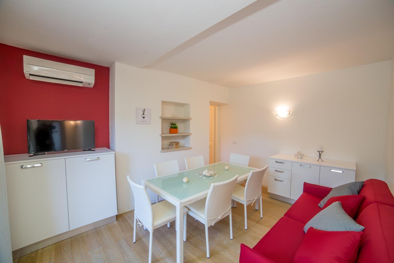 Residenze Dei Fiori Villa Porto Rotondo Luaran gambar